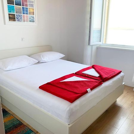 Seafront Rooms フヴァル エクステリア 写真